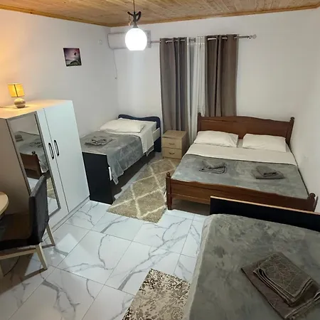 Xhoen 3* Shkodër