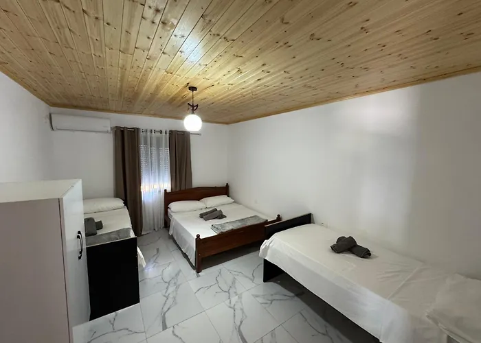 招待所 Xhoen Heaven Shkodër