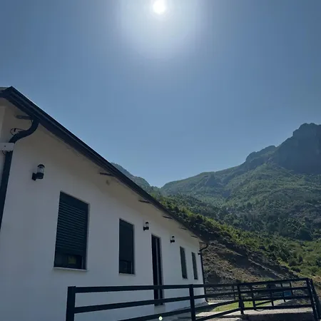 Xhoen Haven 招待所 Shkodër