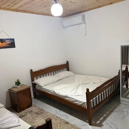 Xhoen Penzion 3*