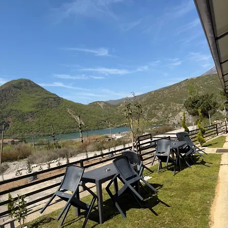 Penzion Xhoen 3*