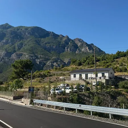 Xhoen Penzion 3*